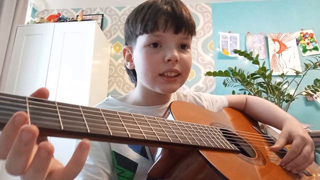 осколок льда на гитаре