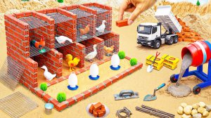 Мультики для детей. Мини-трактор построил двухэтажный кирпичный курятник🏗️🐄.  Мультики для малышей