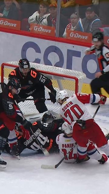 Почти ПОЙМАЛ 🫳 #КХЛ