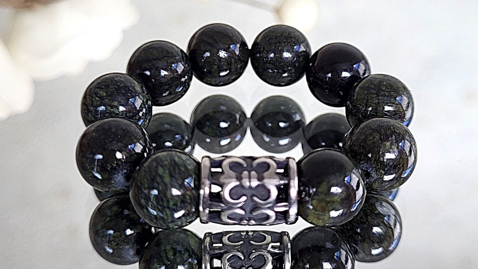 Четки перстные из змеевика