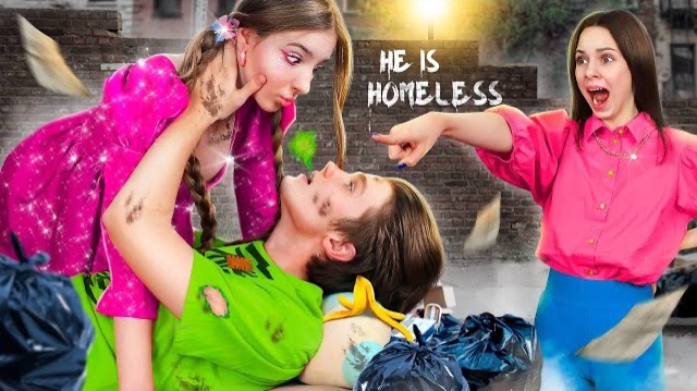 Я влюбилась в бездомного. Богатая девушка стала бездомной!!