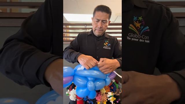 Леонардо обучает изделиям из шаров