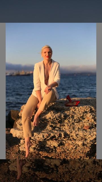 Самое время Здесь и сейчас Не поздно не рано В самый раз