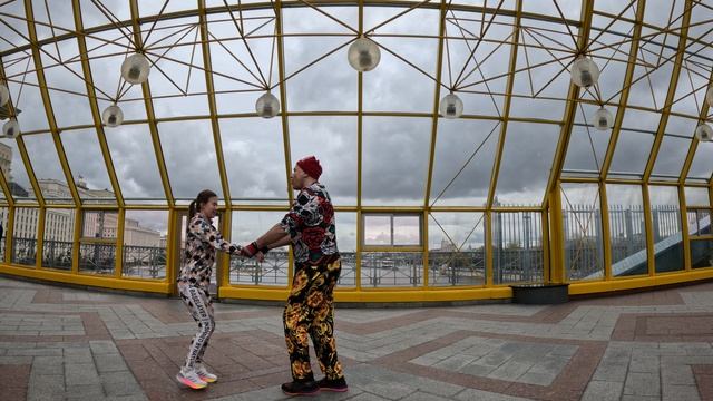 2026-04-29 2 ПАРК ГОРЬКОГО FatherSTAR ValeSTAR ACRO YOGA Exhibition Show Dance GX01205