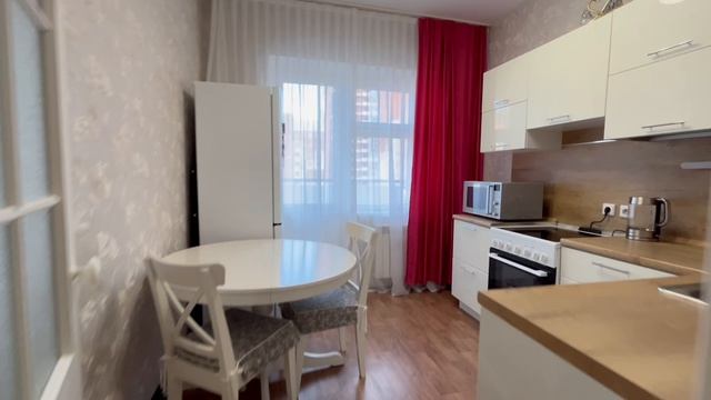 Героев Самотлора, д. 16, г. Нижневартовск, продажа 2х ком квартиры