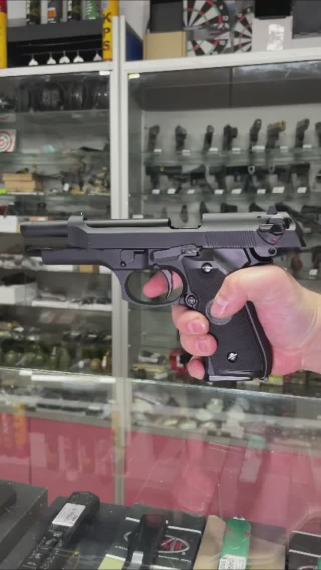 Страйкбольный пистолет WE Beretta M92 GBB Black