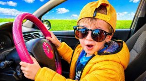 Сборник песен для детей про машинки. We are in the car Song