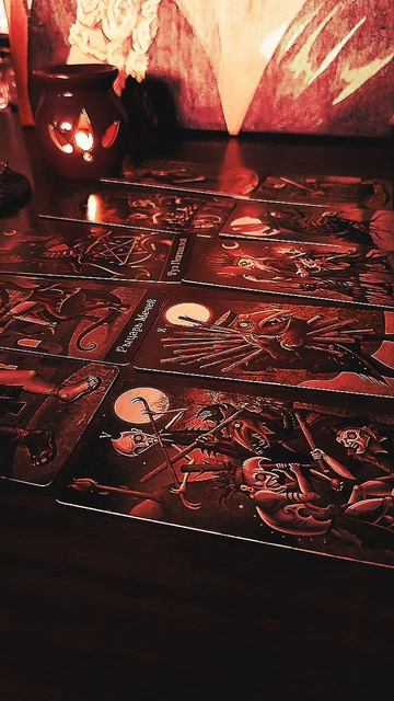 чернознатка ведьма общийраскладтаро поток послание