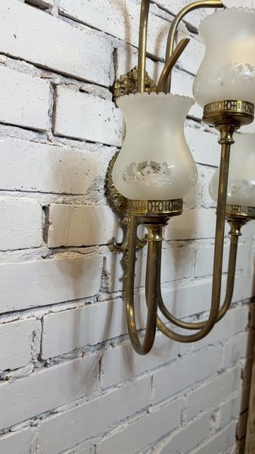 Настенное бра в стиле винтажного классицизма 20842