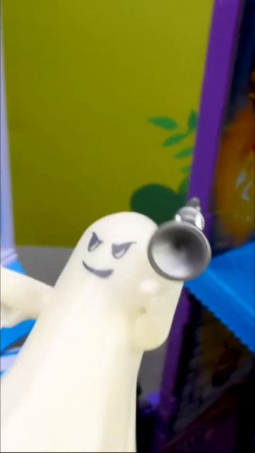 Вспыш нашел СЕКРЕТНЫЙ клад  Привидение не пускает игрушки длядетей машинки