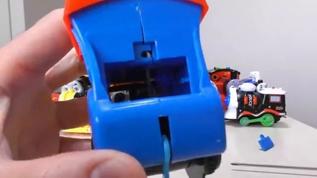 Для детей. Паровозик томас и его друзья. Игрушки для детей