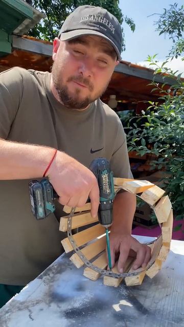 Не выбрасывай старые вёдра #дача #лайфхак #shorts