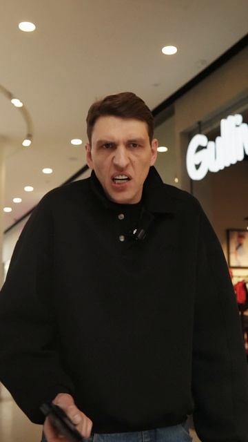 ГРАБИТЕЛЬ ПРИГРОЗИЛ ЗАБРАТЬ В ПОДВАЛ. ФЕЛИКС СПРОСИЛ: ЛЕГО ТАМ ЕСТЬ? 