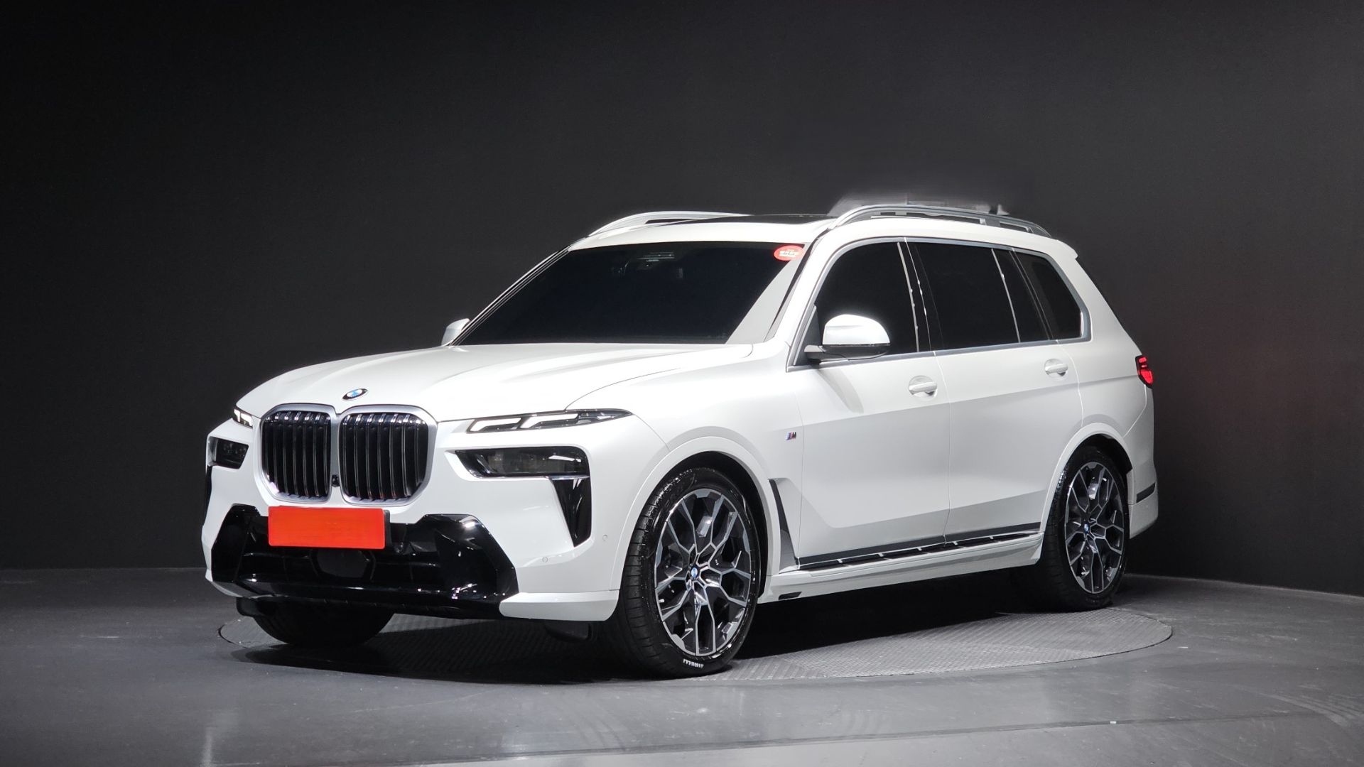 Осмотр на BMW X7 XDrive 40i M Sport Pro 2024 года