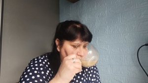 С утра работы много, даже кофе некогда попить🤣. Забрала посылку.