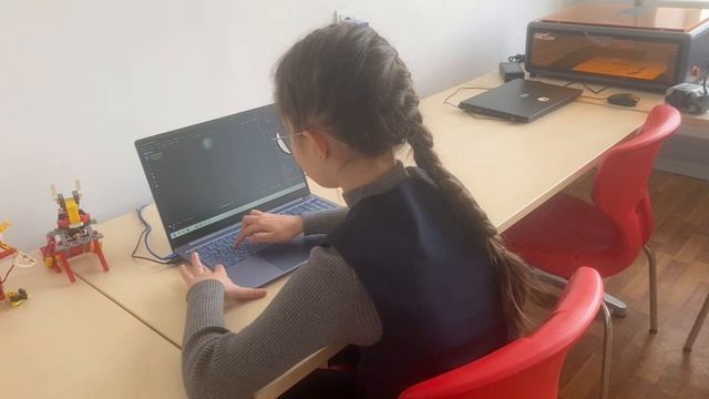 Иллюстрированный рассказ и персонаж. Презентация работы на конкурс «Шустрик»