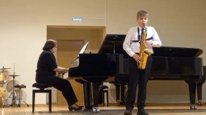 10.Кузнецов Иван - Песнь менестреля, А.Глазунов, преп. Новосёлов С.Н. и Баснина Т.Е..mp4