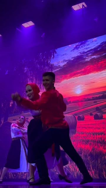 Отчётный концерт ансамбля танца Контраст shorts