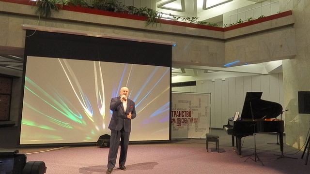 Звёздная песня неба. (Д.Тухманов, В.Фирсов). Исполняет Сергей Ольховый