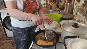 Я НЕ САНИТАРКОЙ РАБОТАЛА -А УБОРЩИЦЕЙ, ХОЧУ ОБВЕНЧАТЬСЯ