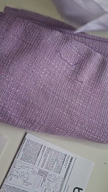 Всем доброго времени суток!
Подобрала комплект для пошива жакета.
Твид лавандового цвета.