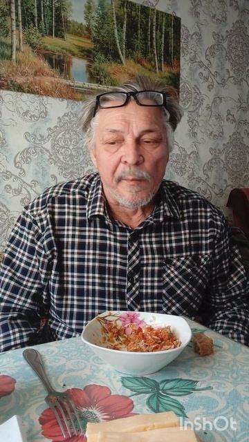 Мукбанг / На завтрак домашние консервы. Ням-ням