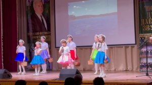 Песня Жаркое лето. Стихи В. Ширыбанова, музыка Н. Ядровой