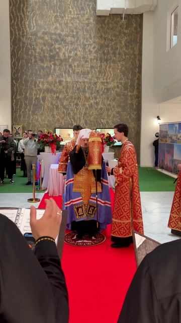 16 апреля 2026 года. Пасхальный молебен в компании Дана Астра.