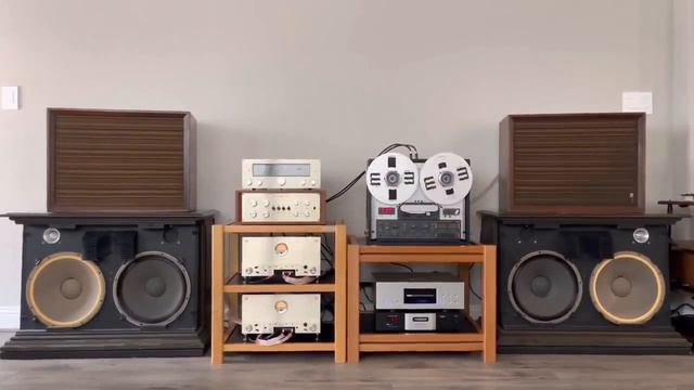 Твоё тепло хранит моя строка.2