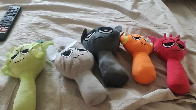 показываю коллекцию игрушек Спрунки