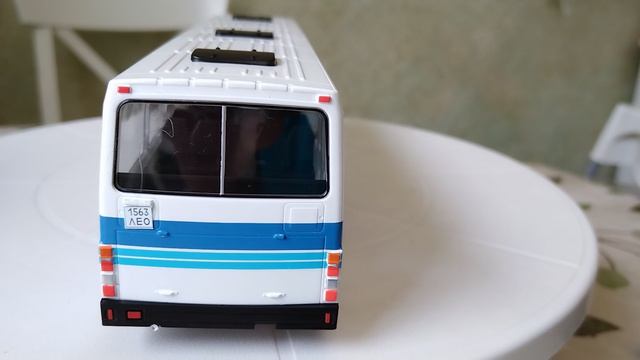 видео, которое грузится целую вечность:  ЛАЗ 52352