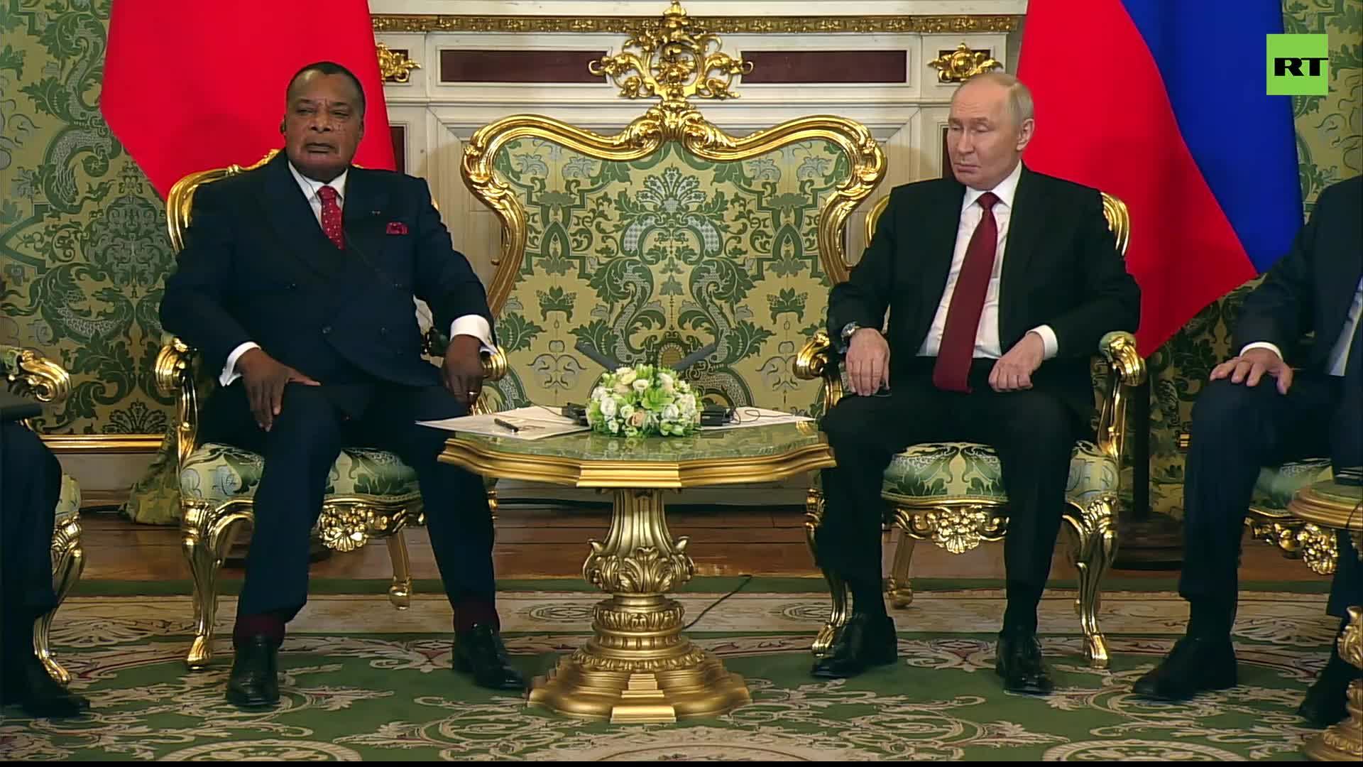 Путин проводит переговоры с президентом Конго