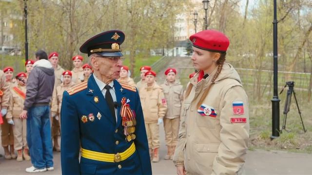 Парад у дома ветерана: Дмитрий Михайлович Епифанов