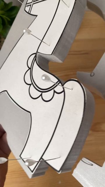 Маленькая лошадка из пенопласта своими руками