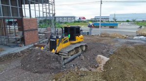 Operation Skills!! Shantui DH17C3 pro Cleaning Soil Mud & Push Stone into Water