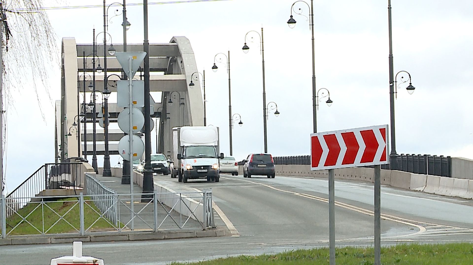 Рыбинск-40 ВОЛЖСКИЙ МОСТ ПЕРЕКРОЮТ НА ТРИ ДНЯ