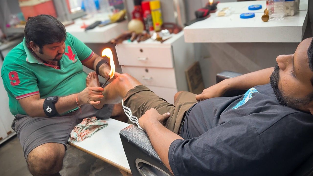 ASMR Shamboo Barber - SHOCKING Fire Leg Therapy With Thai Tok-Sen Pure Relaxation For Sleep