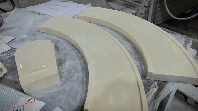 Арка из натурального мрамора