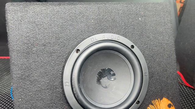 Долбит нормально DL AUDIO PIRANHA 6.5!