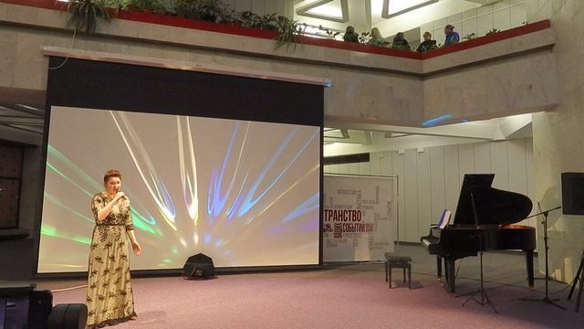 Звезды становятся ближе. (А.Пахмутова - Н.Добронравов). Исполняет Нэлли Семёнкина