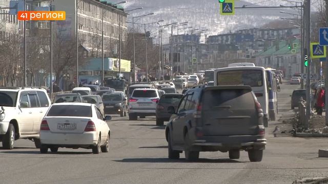 СРЕДНИЙ ДОХОД РОССИЯН БЕЗ ОБЕСПЕЧЕННЫХ РЕГИОНОВ ОКАЗАЛСЯ ВСЕГО 60 ТЫСЯЧ РУБЛЕЙ В МЕСЯЦ • НОВОСТИ