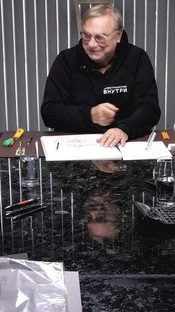 ДЕВУШКИ НЕ МОЮТ ОКНА