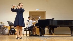 8.Погорелова Пелагея - флейта и Абанина Анастасия - фортепиано - Миниатюра-3,  Г. Синисало, преп. На