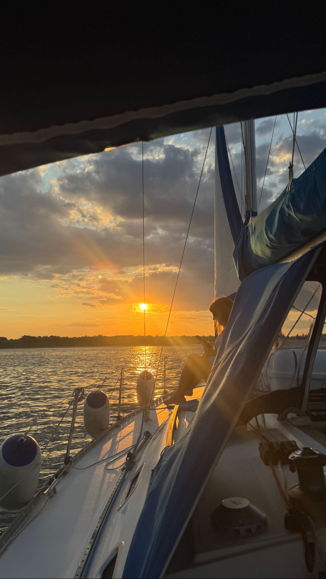 Soben Yachting: Семейная рыбалка на яхте в Несебре. Аренда яхты в Болгарии для отдыха с детьми 2026