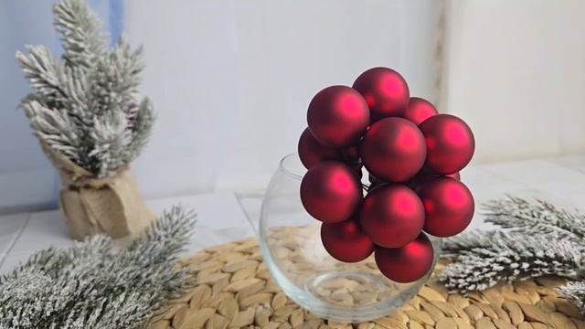 ГРОЗДЬ стеклянных матовых шариков на проволоке 12 шаров по 25 мм цвет: бордовый 2000658