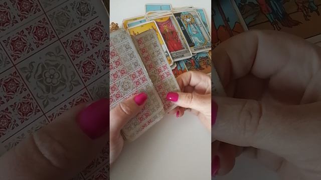 Расклад на любовь  отношения под микроскопом неожиданно 