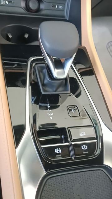 Москвич М-70