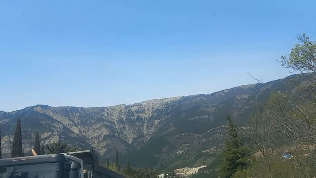 Ялта в апреле 26г. Горы