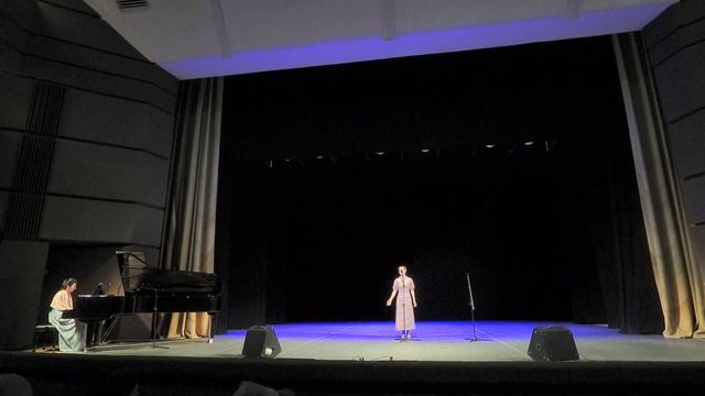 Если улыбаются веснушки. Е. Птичкин М. Пляцковский. исп. Татьяна Комиссарова за роялем Татьяна У