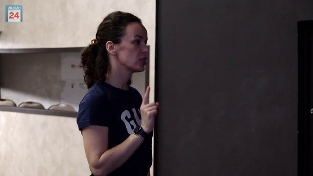 Стандарты ГИТИСа на хакасской сцене: столичные мастера дают уроки актёрам театра Топанова